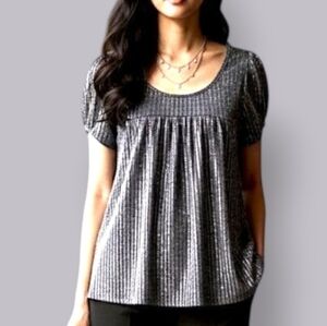 🤍Gitano Short Sleeve Gray Shirt With Some Subtle Shimmer